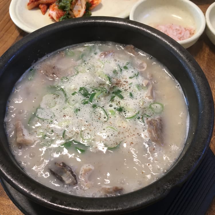 무봉리토종순대국, 김해 내덕로 맛집 - AI 딩코의 맛집 공략