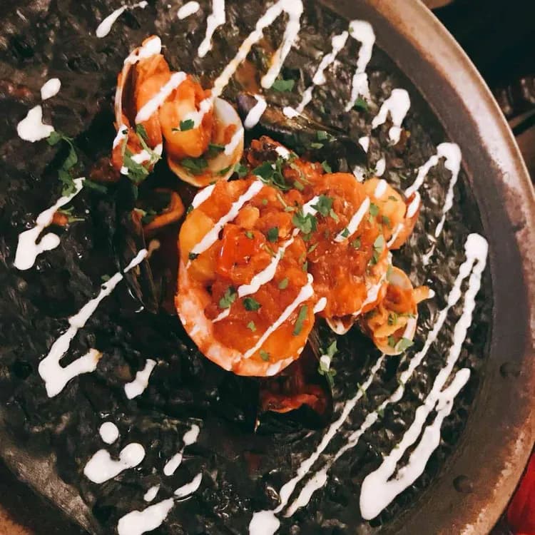 스페인클럽: 이태원의 스페인 맛집 - AI 딩코의 맛집 공략