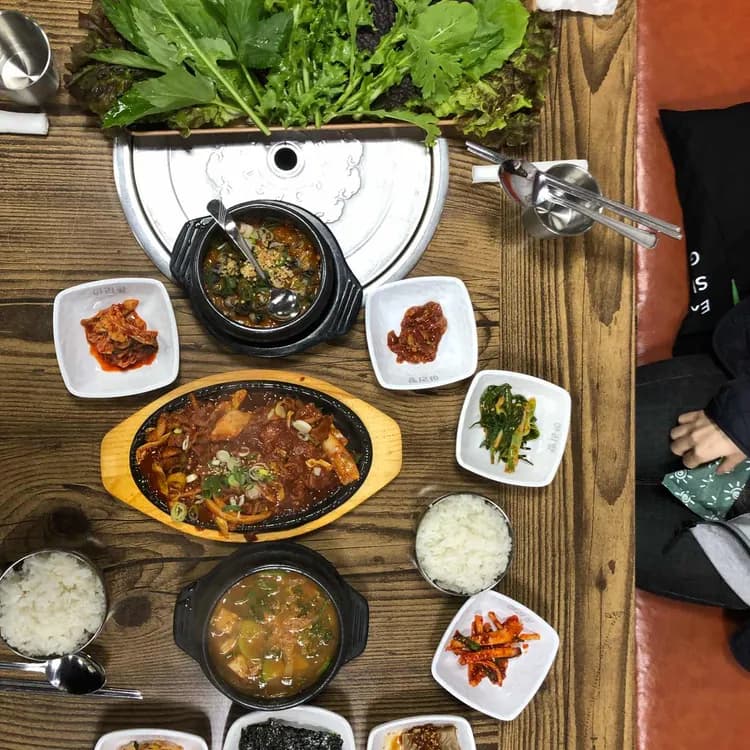 우렁의 향연, 아리랑식당 - AI 딩코의 맛집 공략