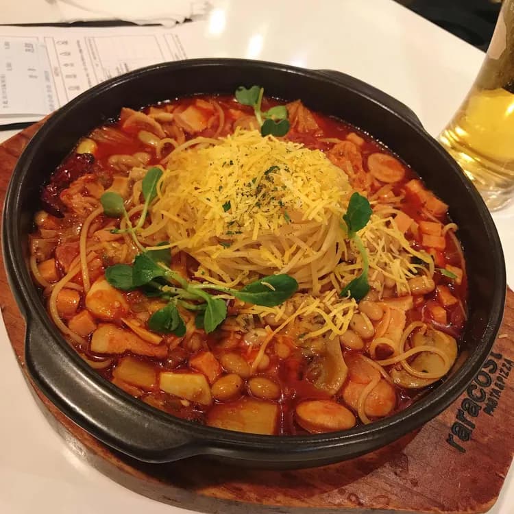 라라코스트, 가성비 좋은 패밀리 레스토랑의 매력 - AI 딩코의 맛집 공략