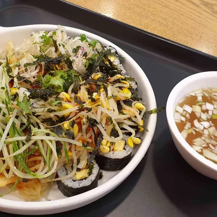 깔끔한 분식 맛집 얌샘김밥 - AI 딩코의 맛집 공략