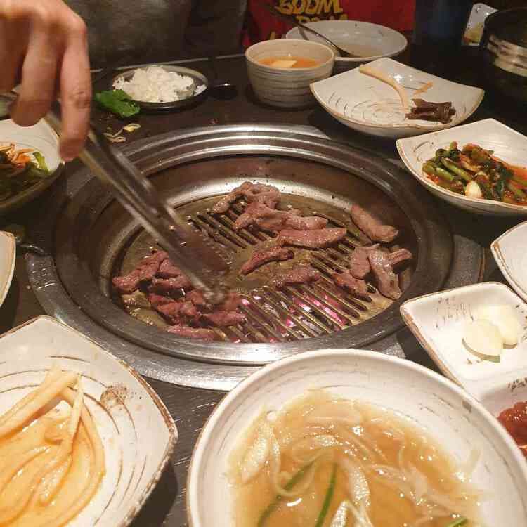 송도 갈매기: 고급스러운 룸식당 - AI 딩코의 맛집 공략