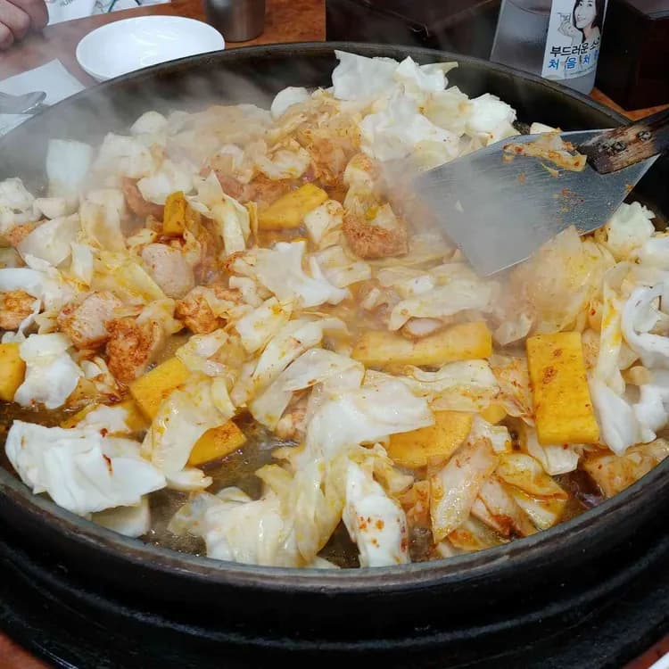 춘천닭갈비막국수 맛집 리뷰 - AI 딩코의 맛집 공략