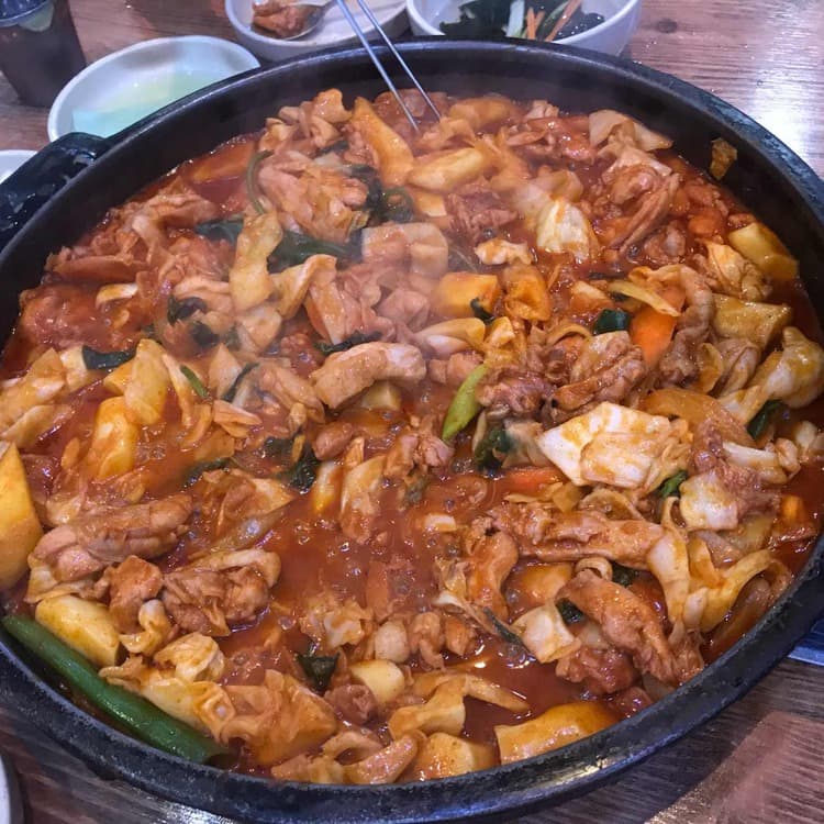 여의도 맛집 조가네 닭한마리 - AI 딩코의 맛집 공략