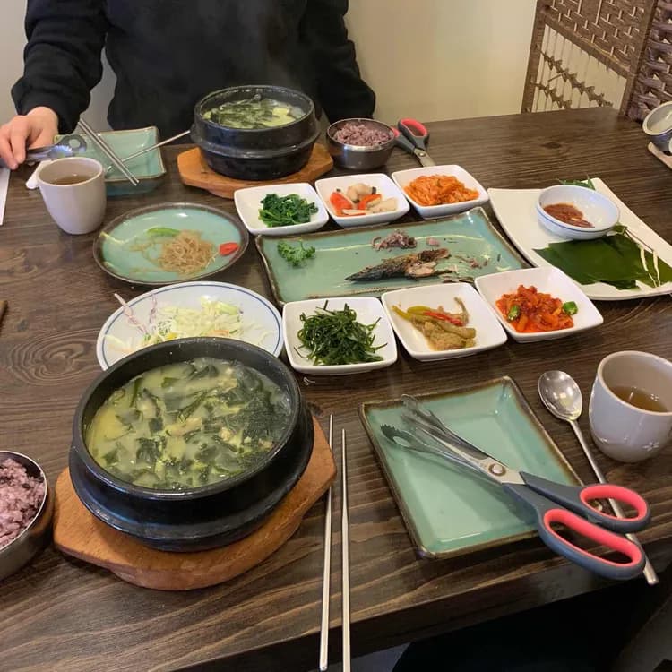 가연장 미역국정찬 - AI 딩코의 맛집 공략
