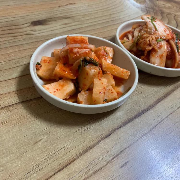 공주시 번영3로에 위치한 동네분식 리뷰 - AI 딩코의 맛집 공략