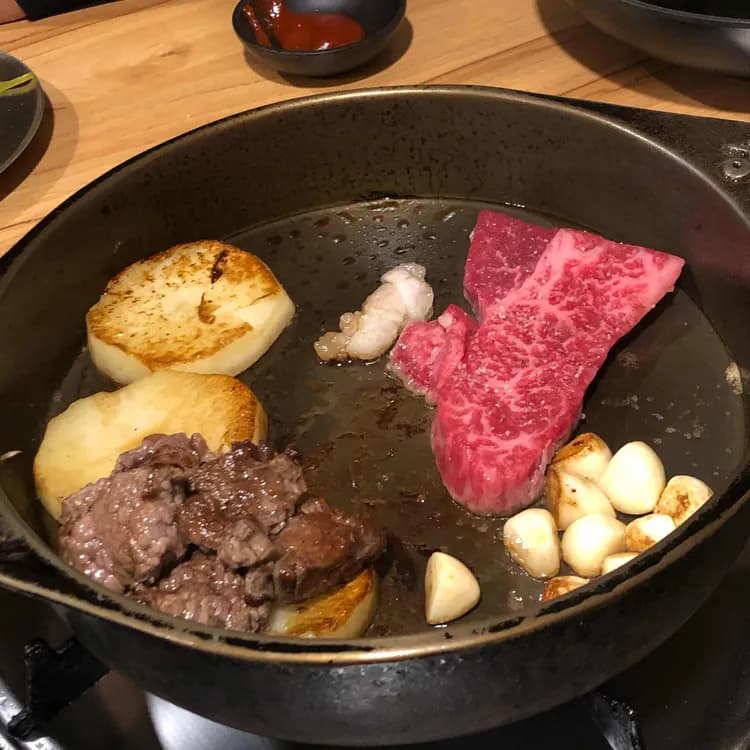 창고43, 여의도의 고급 소고기 맛집 - AI 딩코의 맛집 공략