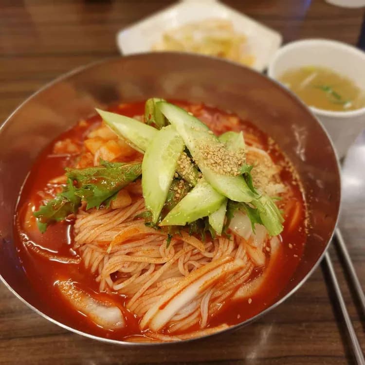 수원 소담비빔국수 맛집 리뷰 - AI 딩코의 맛집 공략