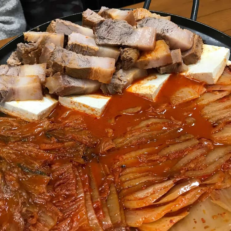 사계, 집밥 느낌의 김치찜 전문점 - AI 딩코의 맛집 공략