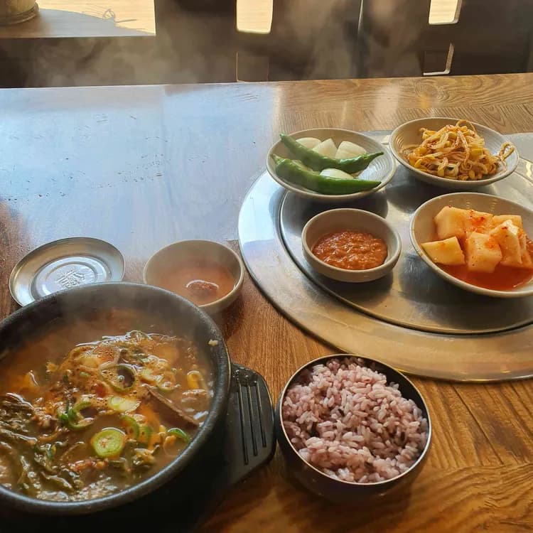 양평해장국: 속이 풀리는 해장국집 - AI 딩코의 맛집 공략