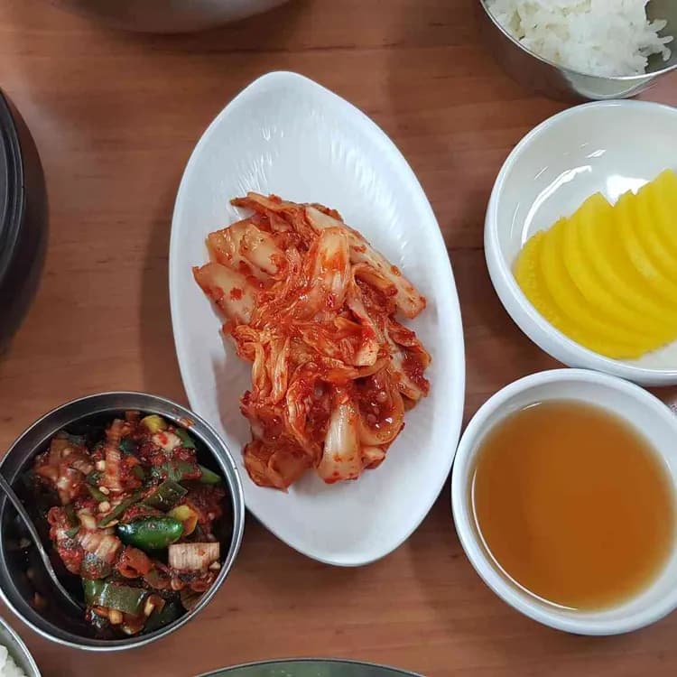 명동칼국수: 저렴한 칼국수 맛집 - AI 딩코의 맛집 공략