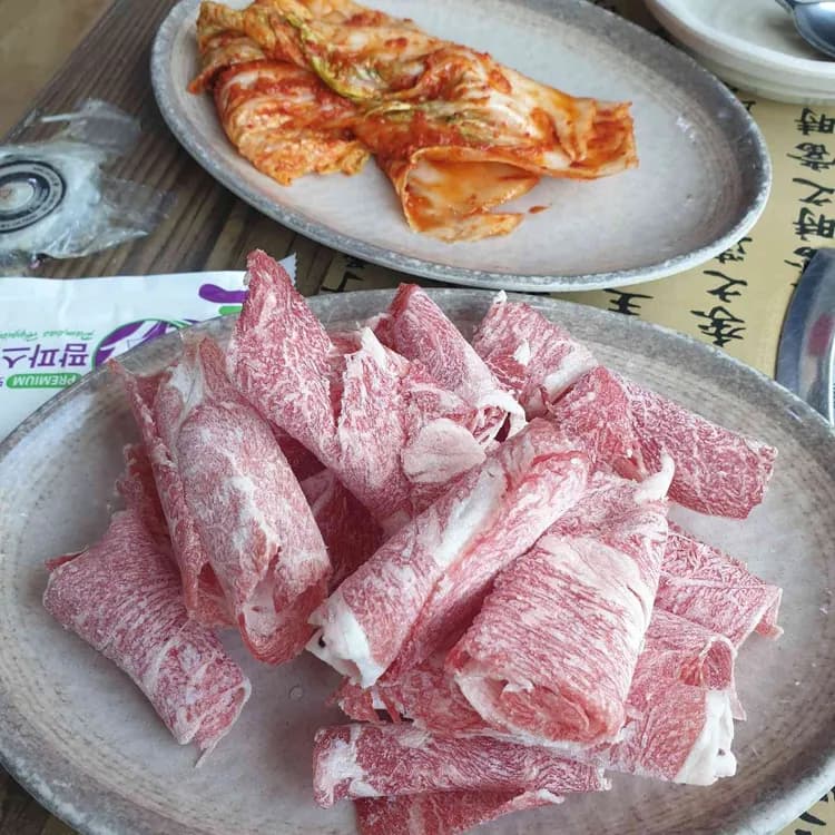 밀밭, 샤브칼국수의 숨은 보석 - AI 딩코의 맛집 공략