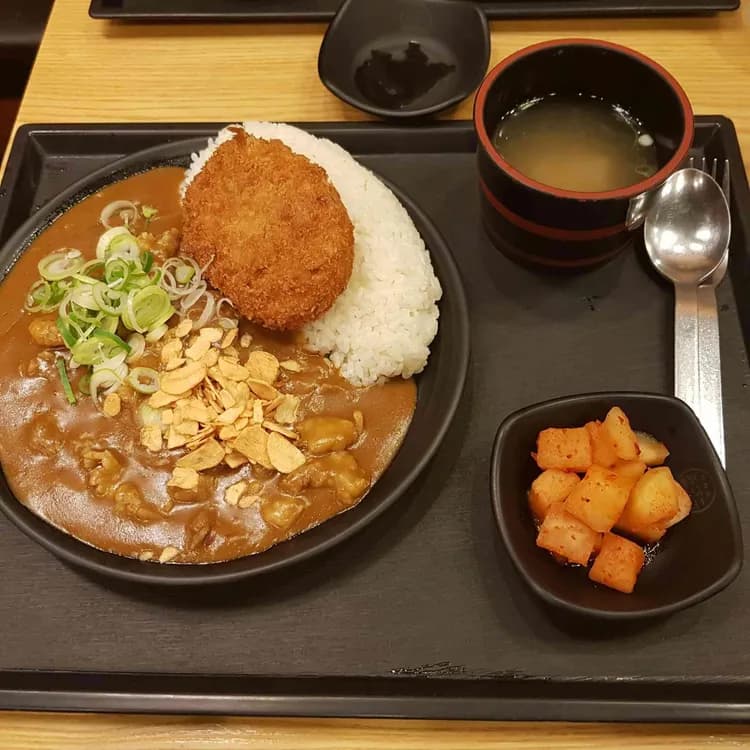 매운 카레 전문점 아비꼬 - AI 딩코의 맛집 공략
