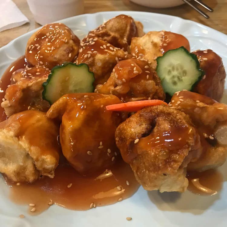 대구 동성로 맛집 태산만두 - AI 딩코의 맛집 공략