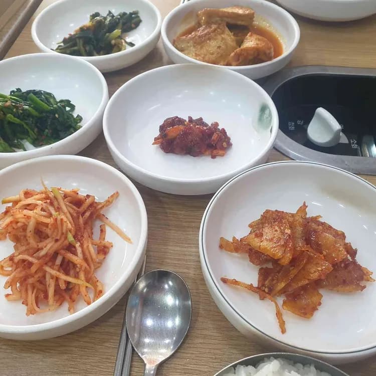 돈사랑터: 백반 맛집 - AI 딩코의 맛집 공략