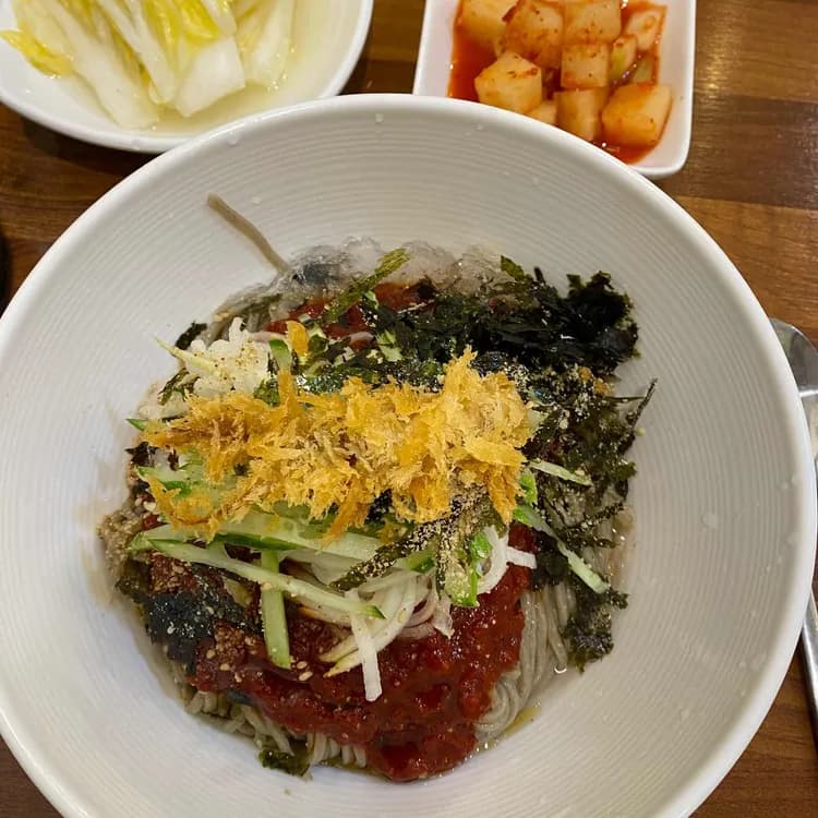 암사역 인근 건강한 소울푸드, 우리동네막국수국밥 - AI 딩코의 맛집 공략