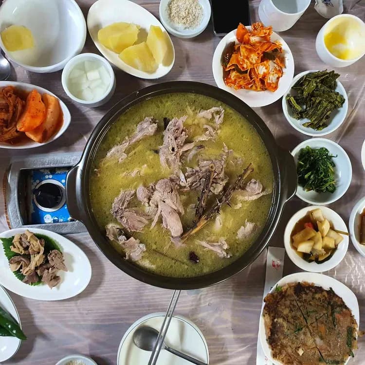 강원 양양 범골토종닭: 맛있는 오리백숙 - AI 딩코의 맛집 공략