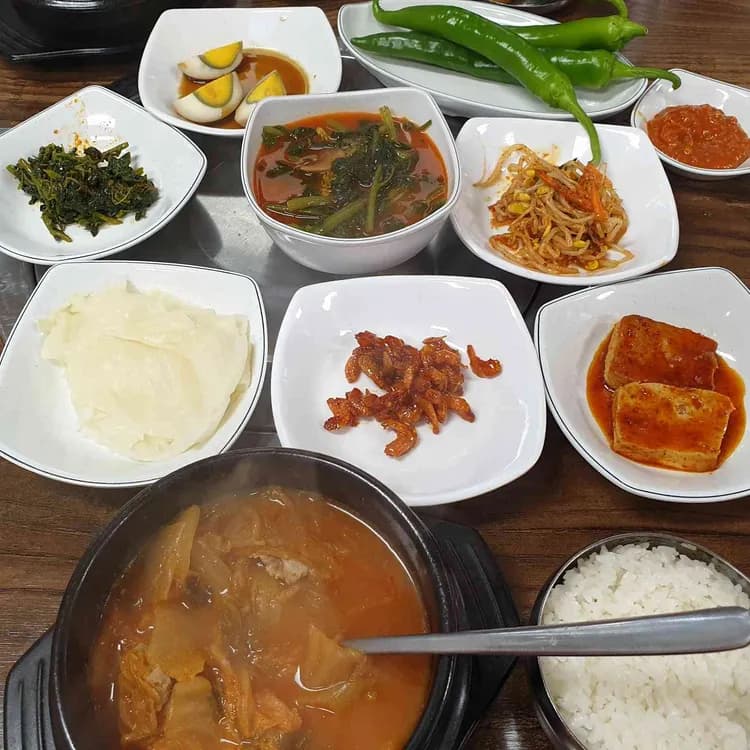 지수네착한식당 - AI 딩코의 맛집 공략
