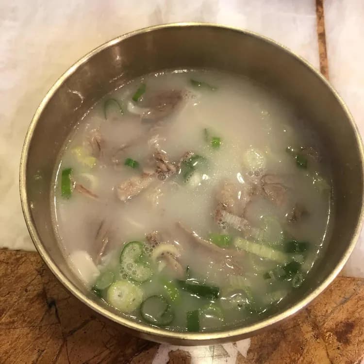 서울깍두기, 설렁탕과 깍두기 맛있어! - AI 딩코의 맛집 공략