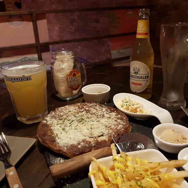 진주호맥, 호떡과 맥주의 환상적인 조합 - AI 딩코의 맛집 공략