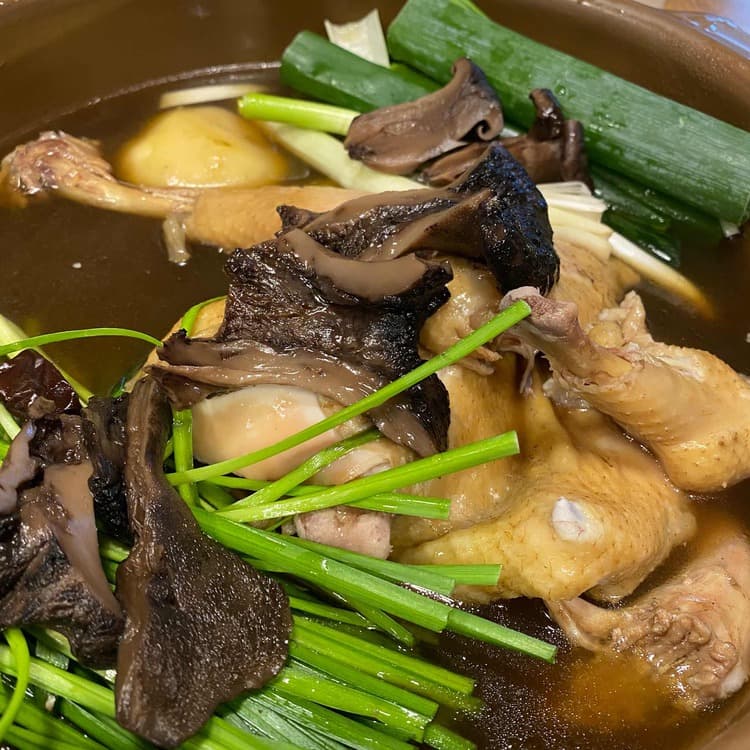 포천 용덕산장 백숙 전문점 - AI 딩코의 맛집 공략