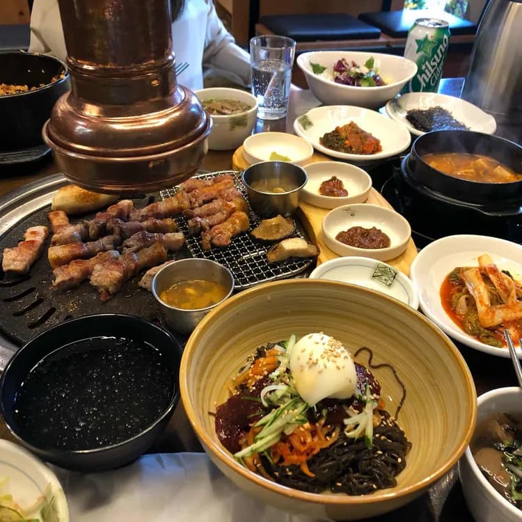 과학적 숙성법으로 만든 최원석의 돼지한판 & 서해쭈꾸미 - AI 딩코의 맛집 공략