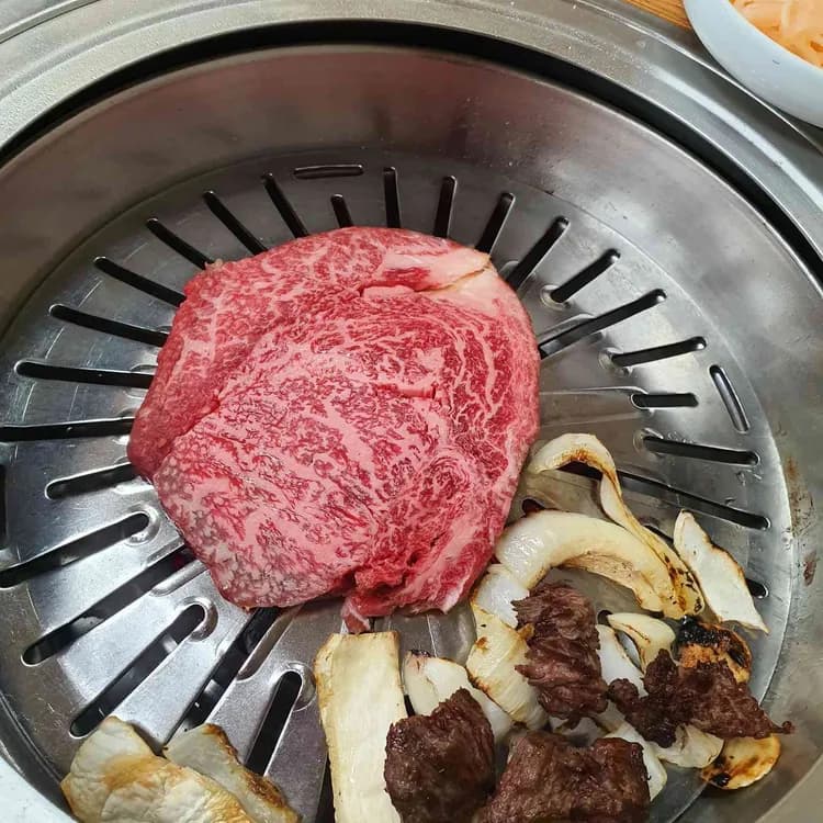 한우 후덜덜과 밤절임, 큰대문집 - AI 딩코의 맛집 공략