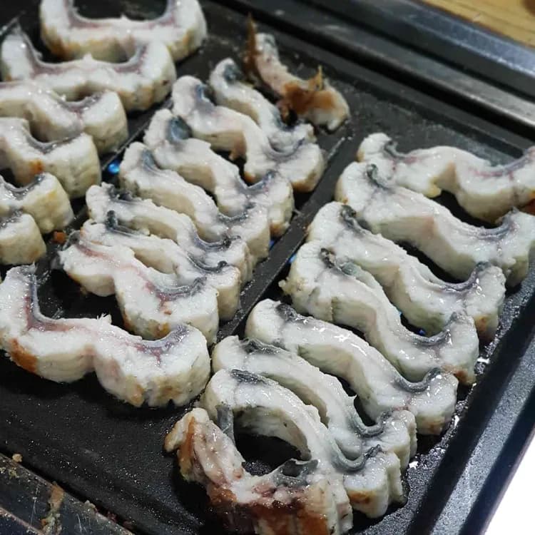 논현장어, 겉바속촉 맛 좋은 장어집 - AI 딩코의 맛집 공략
