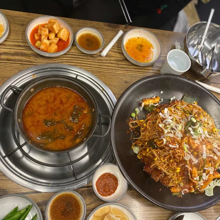 신사골감자탕 - 가성비 좋은 뼈다귀 해장국 전문점 - AI 딩코의 맛집 공략