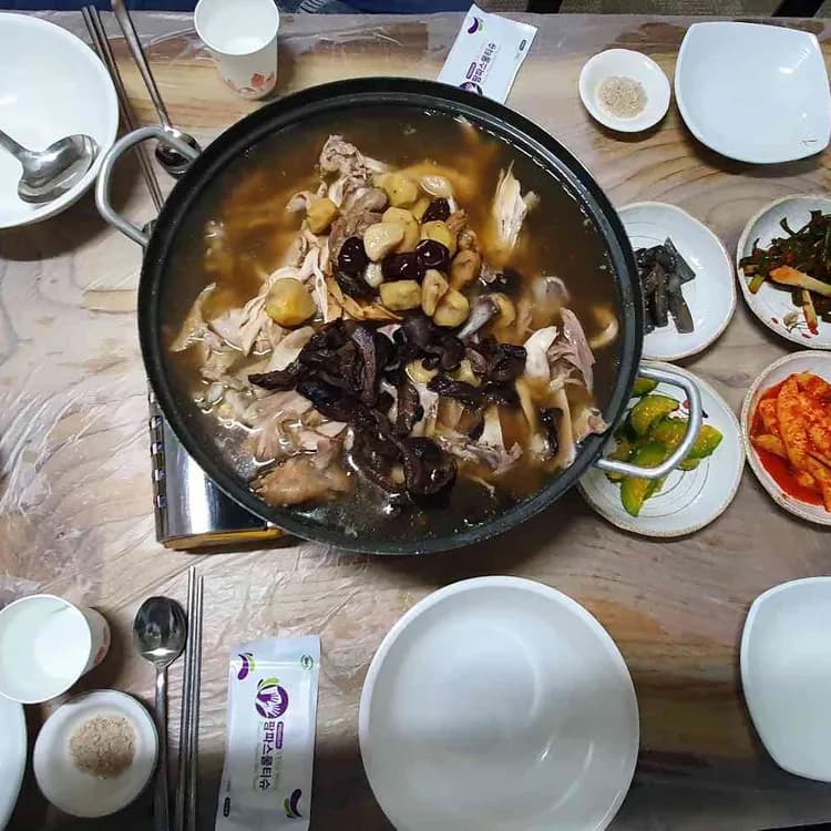 토종닭 요리 맛집, 산마루식당 - AI 딩코의 맛집 공략
