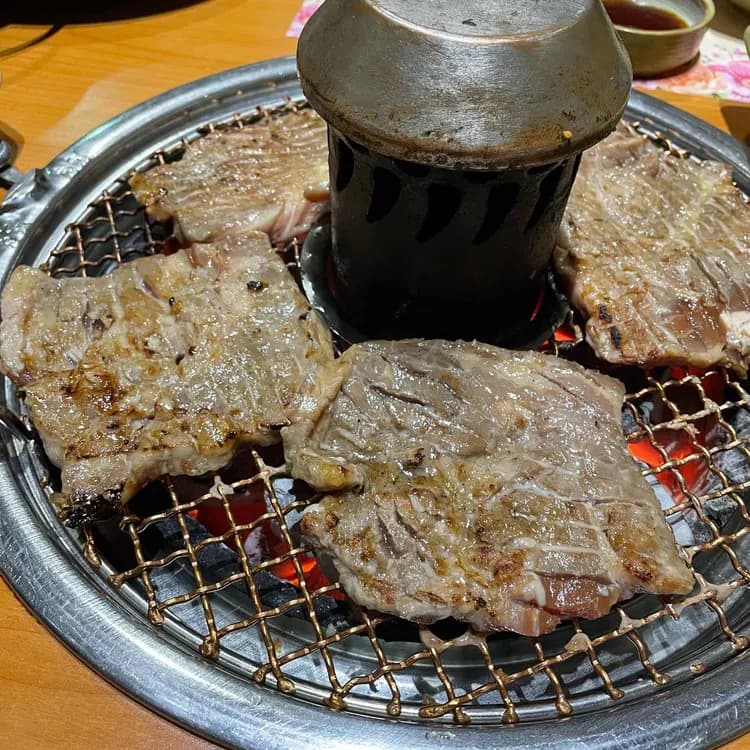 교하정, 파주의 전통과 품격을 담은 맛집 - AI 딩코의 맛집 공략