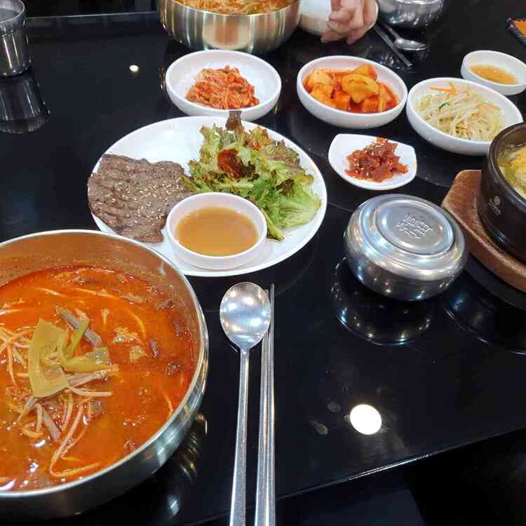 일산 뉴코아 후원 맛집 추천 - AI 딩코의 맛집 공략