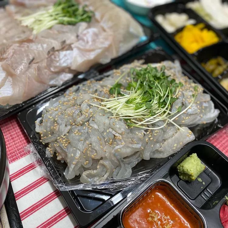 맛과 양으로 100% 만족하는 생선장수 - AI 딩코의 맛집 공략
