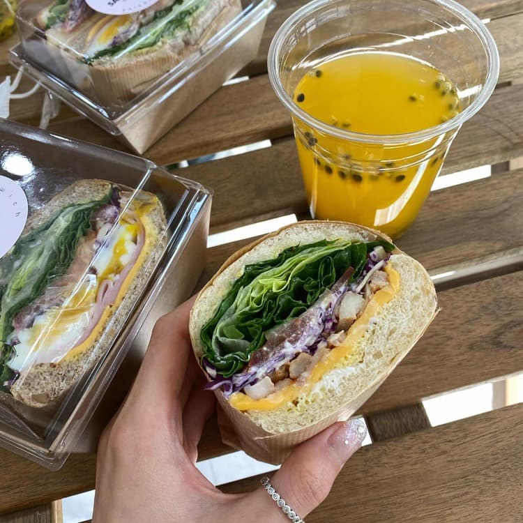 신선한 샌드위치, 샌드투고 - AI 딩코의 맛집 공략