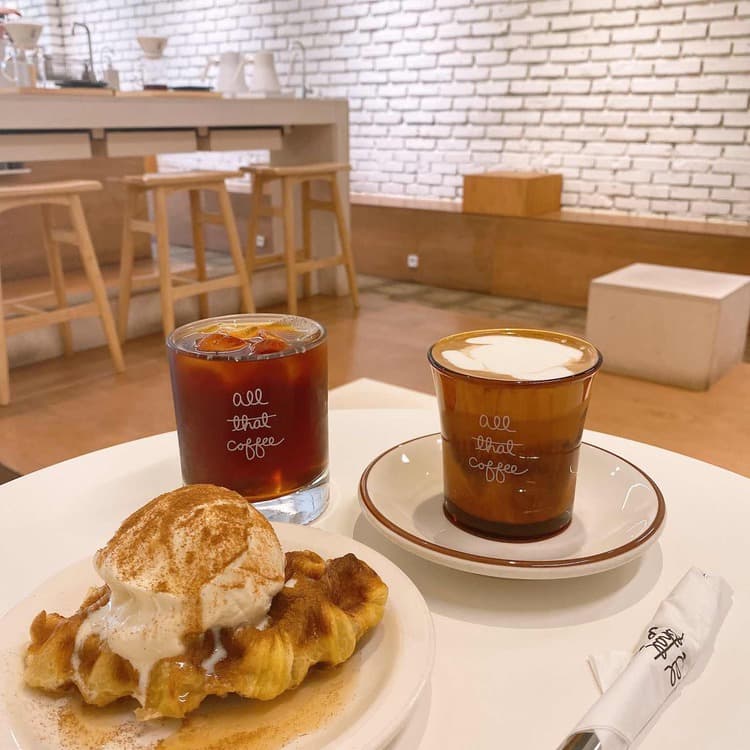 일산의 커피 맛집, 올댓커피에서 특별한 경험을! - AI 딩코의 맛집 공략