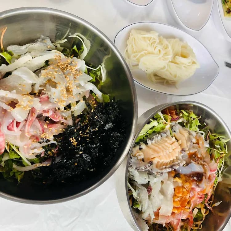 영순네횟집, 싱싱한 해산물의 향연! - AI 딩코의 맛집 공략