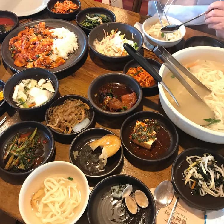 물레방아 한정식 - 가성비 좋은 한식 맛집 - AI 딩코의 맛집 공략