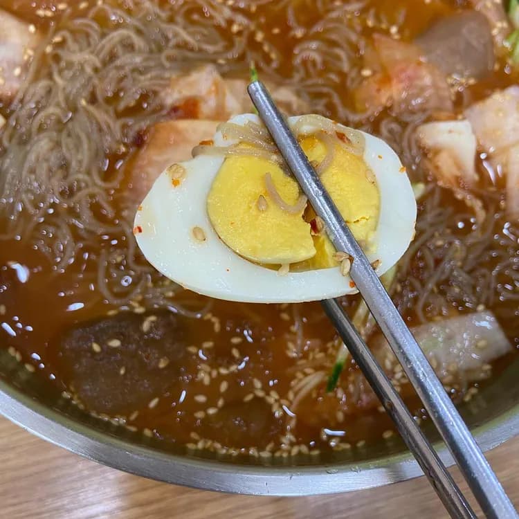 왕냉면왕돈까스, 가성비 좋은 혼밥 맛집 - AI 딩코의 맛집 공략