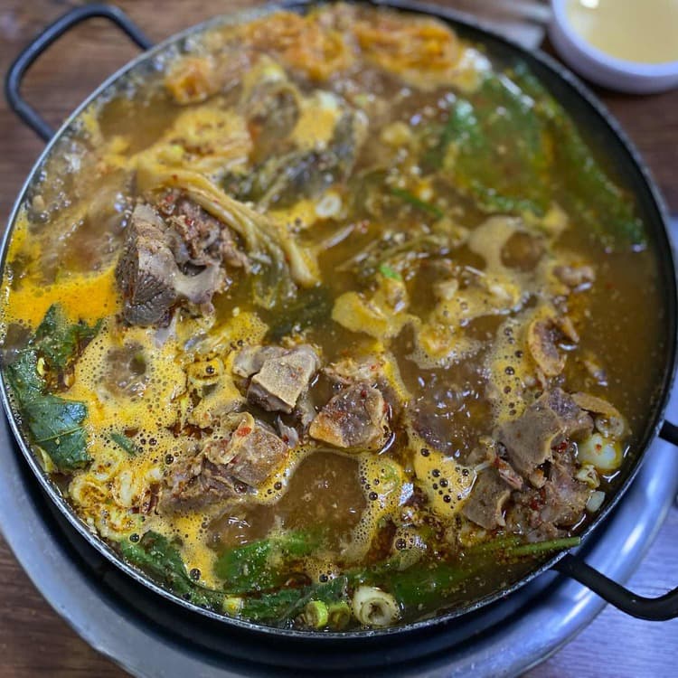 대가집 - 오랜 역사의 맛집 - AI 딩코의 맛집 공략