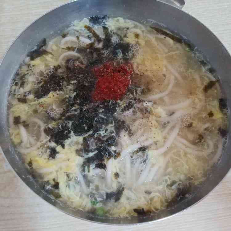 로컬 맛집 명궁 칼국수 - AI 딩코의 맛집 공략