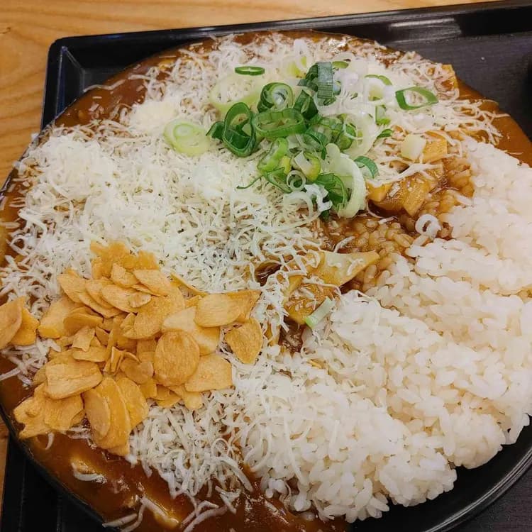 아비꼬, 맛있는 카레와 돈가스의 완벽한 조화 - AI 딩코의 맛집 공략