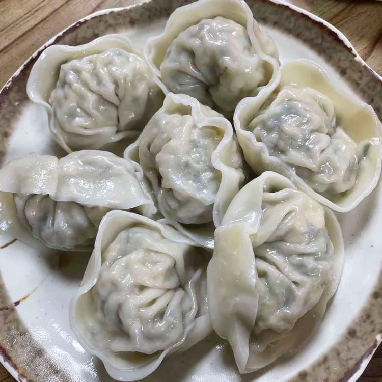진성칼국수보쌈, 깊은 맛의 칼국수와 속이 꽉찬 만두 - AI 딩코의 맛집 공략
