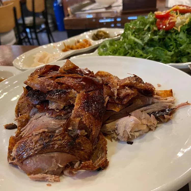 홍대의 홍콩 맛집, 림가기에서 오리구이의 정석을 만나다! - AI 딩코의 맛집 공략