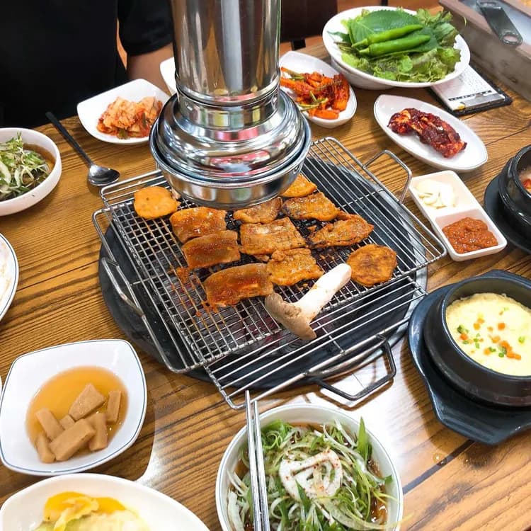 수원 갈매기살 맛집 홍천화로숯불구이 - AI 딩코의 맛집 공략