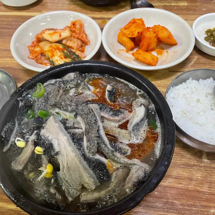 양평신내서울해장국, 맛은 좋지만 가격은 비싸요 - AI 딩코의 맛집 공략