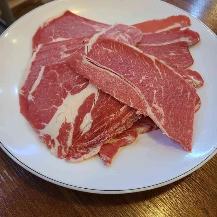 구수한 맛의 정통 맛집, 등촌샤브샤브칼국수 - AI 딩코의 맛집 공략