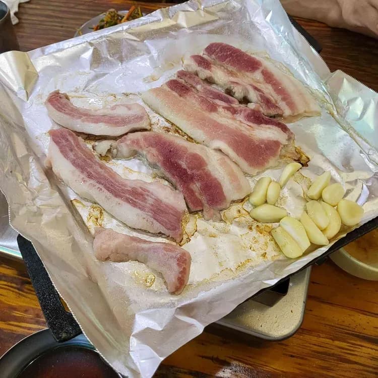 고은정육점삼흥집, 저렴한 국내산 고기 맛집 - AI 딩코의 맛집 공략
