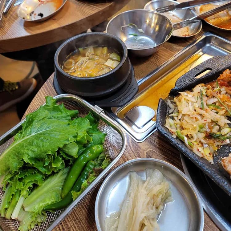통삼겹 맛집 구이마당 리뷰 - AI 딩코의 맛집 공략
