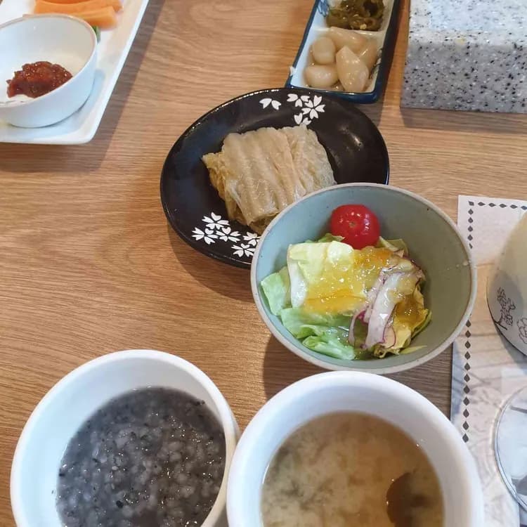 미인참치: 참치 전문 레스토랑 - AI 딩코의 맛집 공략