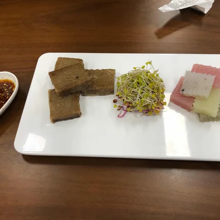 춘천 맛집 촌집족발 - AI 딩코의 맛집 공략